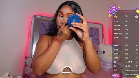 Snapshot of lilly_jackson chatting on July 2026 10:27:01 PM Queen Qos. online show from July 2026 10:27:01 PM