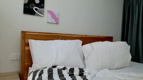 Snapshot of lilly_p1 chatting on March 2026 02:49:01 AM LillyParker online show from March 2026 02:49:01 AM