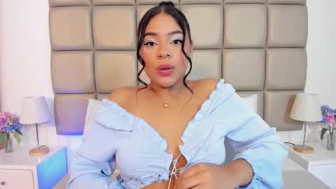 Snapshot of lilly_williamss chatting on March 2026 03:23:01 AM Lilly online show from March 2026 03:23:01 AM