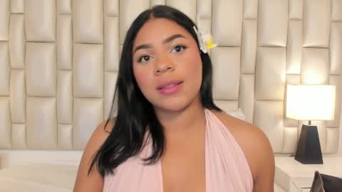 Snapshot of lilly_williamss chatting on April 2026 06:19:01 AM Lilly online show from April 2026 06:19:01 AM