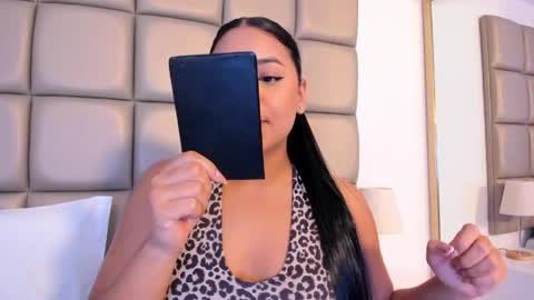 Snapshot of lilly_williamss chatting on April 2026 10:07:02 AM Lilly online show from April 2026 10:07:02 AM