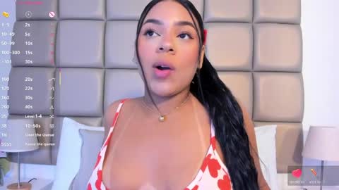 Snapshot of lilly_williamss chatting on April 2026 03:52:01 AM Lilly online show from April 2026 03:52:01 AM