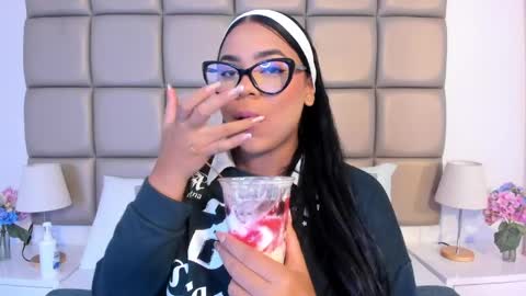 Snapshot of lilly_williamss chatting on April 2026 03:31:02 AM Lilly online show from April 2026 03:31:02 AM