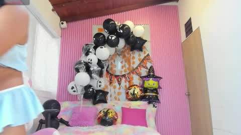 lillyy16 online show from October 2025 11:00:02 AM