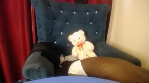 Snapshot of lilmystic_lola chatting on October 2025 06:31:01 AM Chelsea online show from October 2025 06:31:01 AM