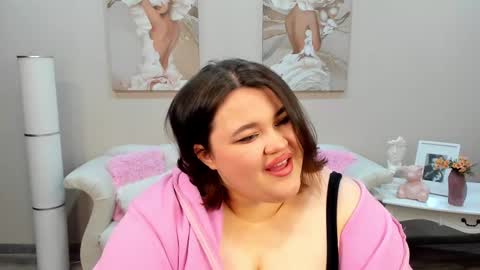 LiloLewins online show from January 2025 06:43:01 PM