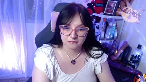 Lilo  online show from February 2025 04:03:02 AM