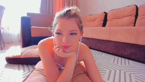 Snapshot of liloneforyou chatting on February 2025 08:33:02 AM Semmy online show from February 2025 08:33:02 AM