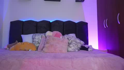 Snapshot of lilou_albrecht chatting on March 2026 01:04:02 PM Lilou online show from March 2026 01:04:02 PM