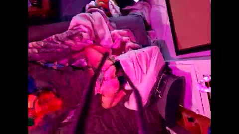 Snapshot of lilpluto12 chatting on December 2024 06:44:01 AM lilpluto12 online show from December 2024 06:44:01 AM