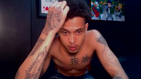 Snapshot of lilray99 chatting on December 2024 09:32:02 AM ONLYFANS online show from December 2024 09:32:02 AM