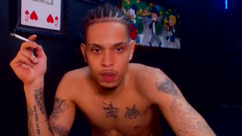 Snapshot of lilray99 chatting on January 2025 04:00:02 AM ONLYFANS online show from January 2025 04:00:02 AM