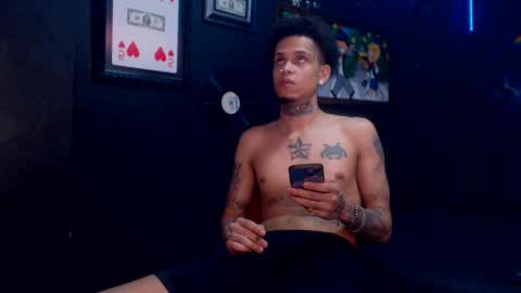 Snapshot of lilray99 chatting on January 2025 04:21:02 PM ONLYFANS online show from January 2025 04:21:02 PM