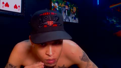 Snapshot of lilray99 chatting on January 2025 08:32:02 AM ONLYFANS online show from January 2025 08:32:02 AM