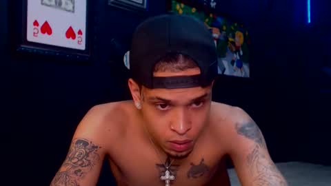 Snapshot of lilray99 chatting on February 2025 07:45:02 AM ONLYFANS online show from February 2025 07:45:02 AM