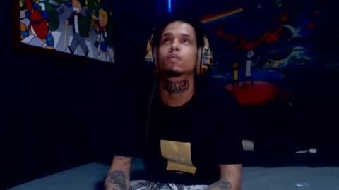 Snapshot of lilray99 chatting on February 2025 08:14:01 AM ONLYFANS online show from February 2025 08:14:01 AM