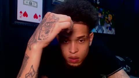 Snapshot of lilray99 chatting on February 2025 09:21:01 AM ONLYFANS online show from February 2025 09:21:01 AM