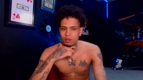 Snapshot of lilray99 chatting on March 2025 07:45:02 PM ONLYFANS online show from March 2025 07:45:02 PM