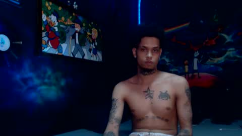 Snapshot of lilray99 chatting on March 2025 02:03:01 AM ONLYFANS online show from March 2025 02:03:01 AM