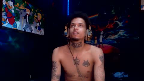 Snapshot of lilray99 chatting on March 2025 05:14:02 AM ONLYFANS online show from March 2025 05:14:02 AM