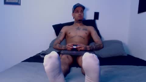 Snapshot of lilray99 chatting on October 2025 01:26:01 AM ONLYFANS online show from October 2025 01:26:01 AM