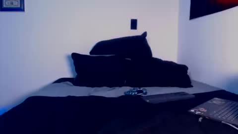 Snapshot of lilray99 chatting on October 2025 06:37:01 AM ONLYFANS online show from October 2025 06:37:01 AM