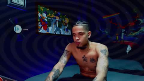 Snapshot of lilray99 chatting on December 2025 07:14:02 AM ONLYFANS online show from December 2025 07:14:02 AM