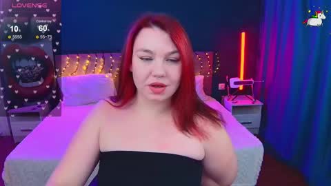 Lilu online show from November 2025 12:08:02 PM