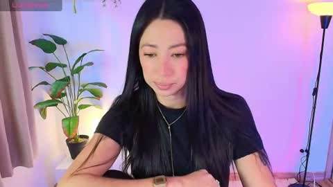 Snapshot of lily_evans_ chatting on July 2026 10:03:01 PM just lily online show from July 2026 10:03:01 PM