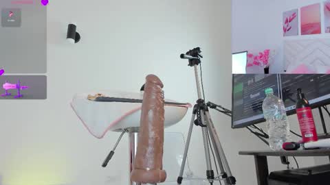   online show from September 2025 06:08:02 PM