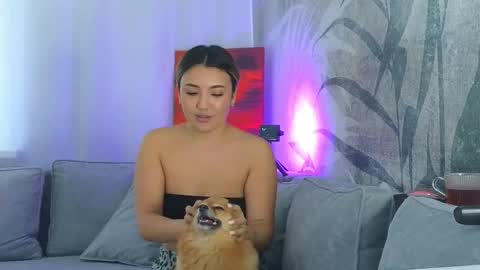 Lily online show from February 2025 02:14:02 PM