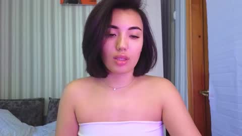 Lily online show from October 2025 07:20:02 AM