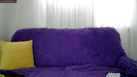 Lily Litle online show from March 2025 02:08:02 PM