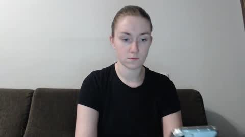 lily_love_x online show from February 2025 05:41:01 AM