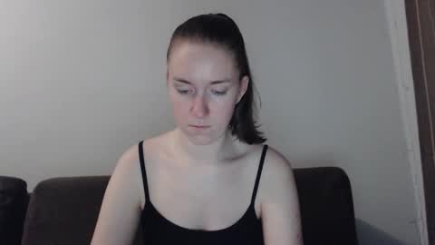 lily_love_x online show from October 2025 04:18:02 AM