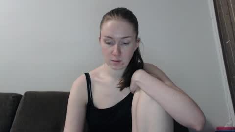 lily_love_x online show from April 2026 11:37:02 PM
