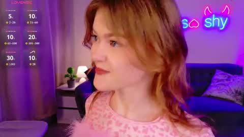 Snapshot of lily_mio chatting on June 2026 09:35:02 PM Im Lily online show from June 2026 09:35:02 PM