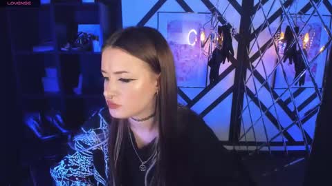 Snapshot of lily_moonlight chatting on February 2025 01:55:02 PM Lily online show from February 2025 01:55:02 PM