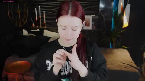 Lily online show from March 2026 07:03:02 AM