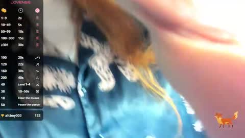 Snapshot of lily_shamy chatting on April 2026 08:23:01 PM Alice online show from April 2026 08:23:01 PM