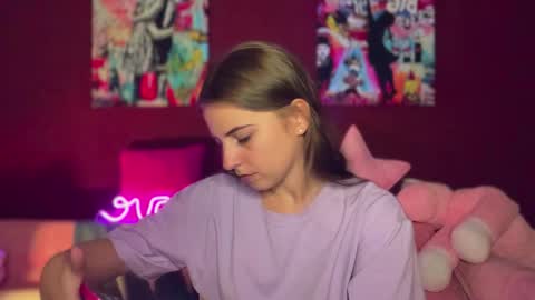 Lily online show from September 2025 09:52:01 AM