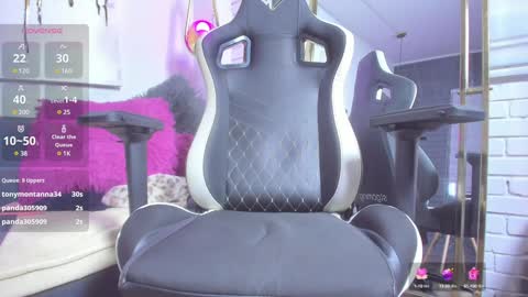 lily_waist online show from February 2025 02:16:02 PM