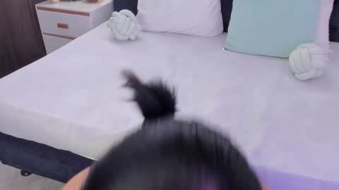 Snapshot of lily_woodz chatting on December 2025 07:53:02 PM LilyWoodz online show from December 2025 07:53:02 PM