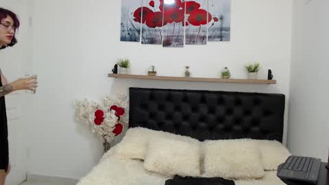 lilyfox23 online show from January 2025 12:38:01 PM