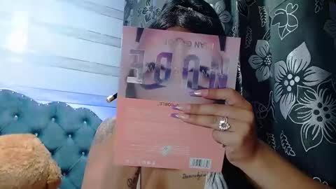 lilyjamesx online show from February 2025 05:55:02 PM