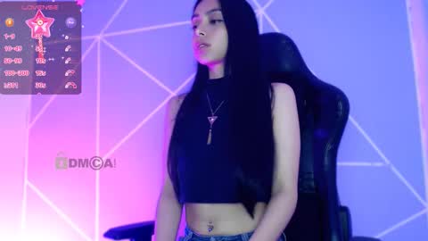 Snapshot of lilylouisee_ chatting on October 2025 10:32:02 PM Liliana louise online show from October 2025 10:32:02 PM