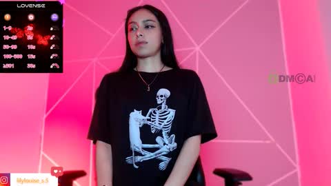 Snapshot of lilylouisee_ chatting on November 2025 06:15:02 AM Liliana louise online show from November 2025 06:15:02 AM