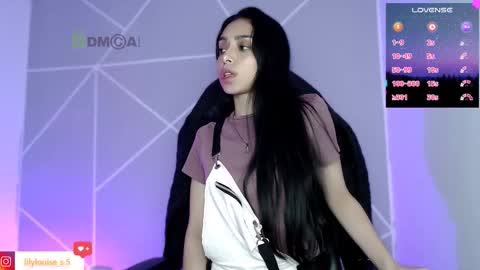Snapshot of lilylouisee_ chatting on March 2026 05:41:02 PM Liliana louise online show from March 2026 05:41:02 PM