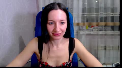 Snapshot of lilymellow chatting on February 2025 07:09:01 PM Lily online show from February 2025 07:09:01 PM