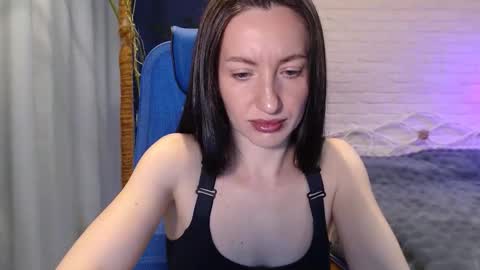 Snapshot of lilymellow chatting on October 2025 04:31:02 AM Lily online show from October 2025 04:31:02 AM